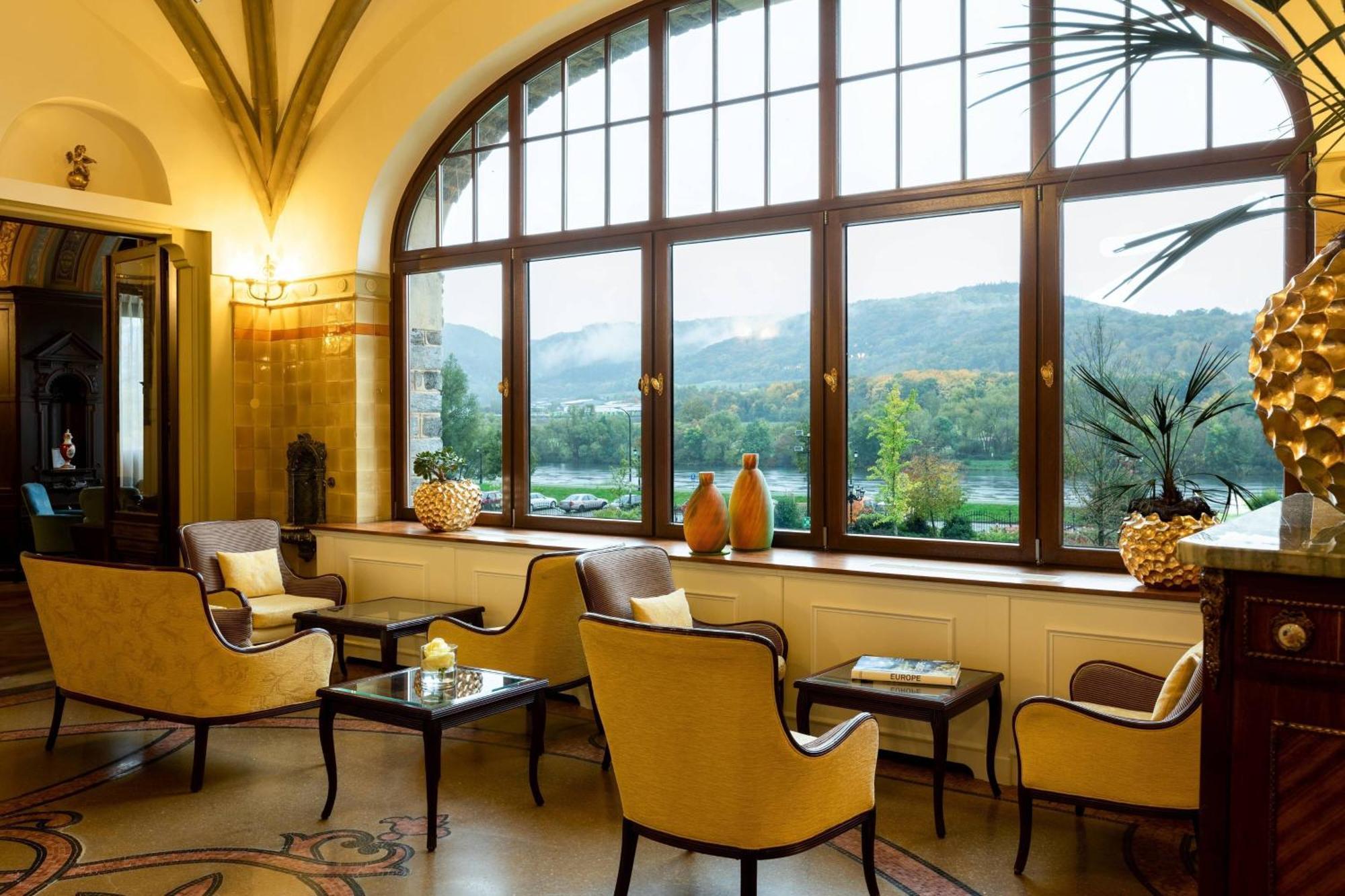 Schloss Lieser, Autograph Collection Екстер'єр фото Interior of the hotel